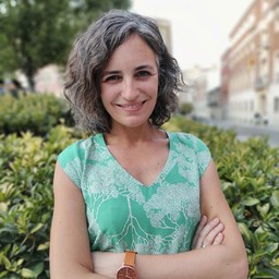 Carolina Ballester 白丽娜